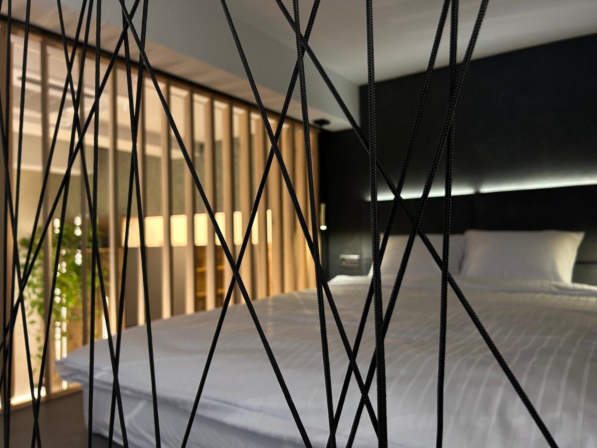 Leo Apartment Suite & Private Spa Zone - Old City Bratysława Zewnętrze zdjęcie