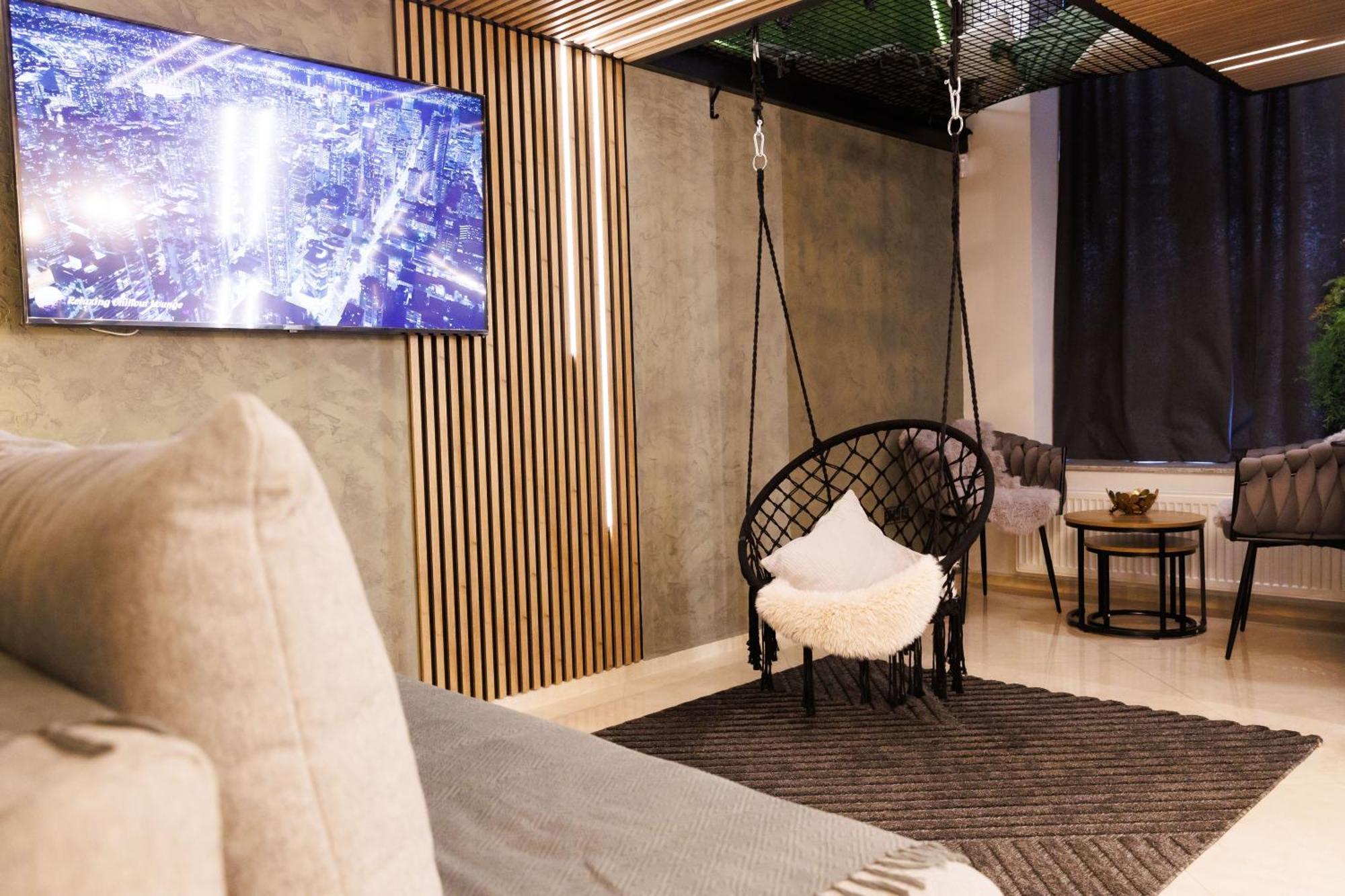 Leo Apartment Suite & Private Spa Zone - Old City Bratysława Zewnętrze zdjęcie