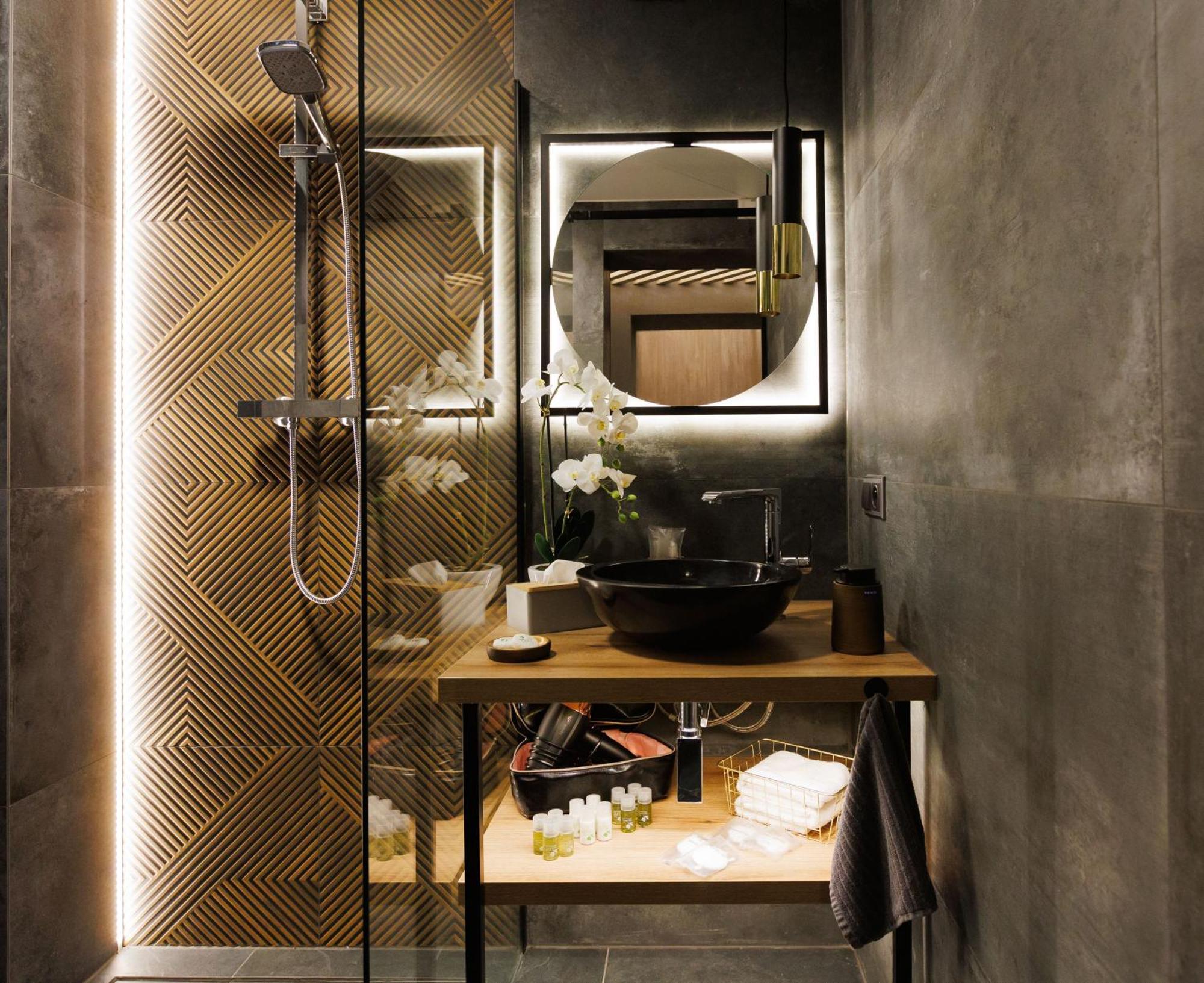 Leo Apartment Suite & Private Spa Zone - Old City Bratysława Zewnętrze zdjęcie