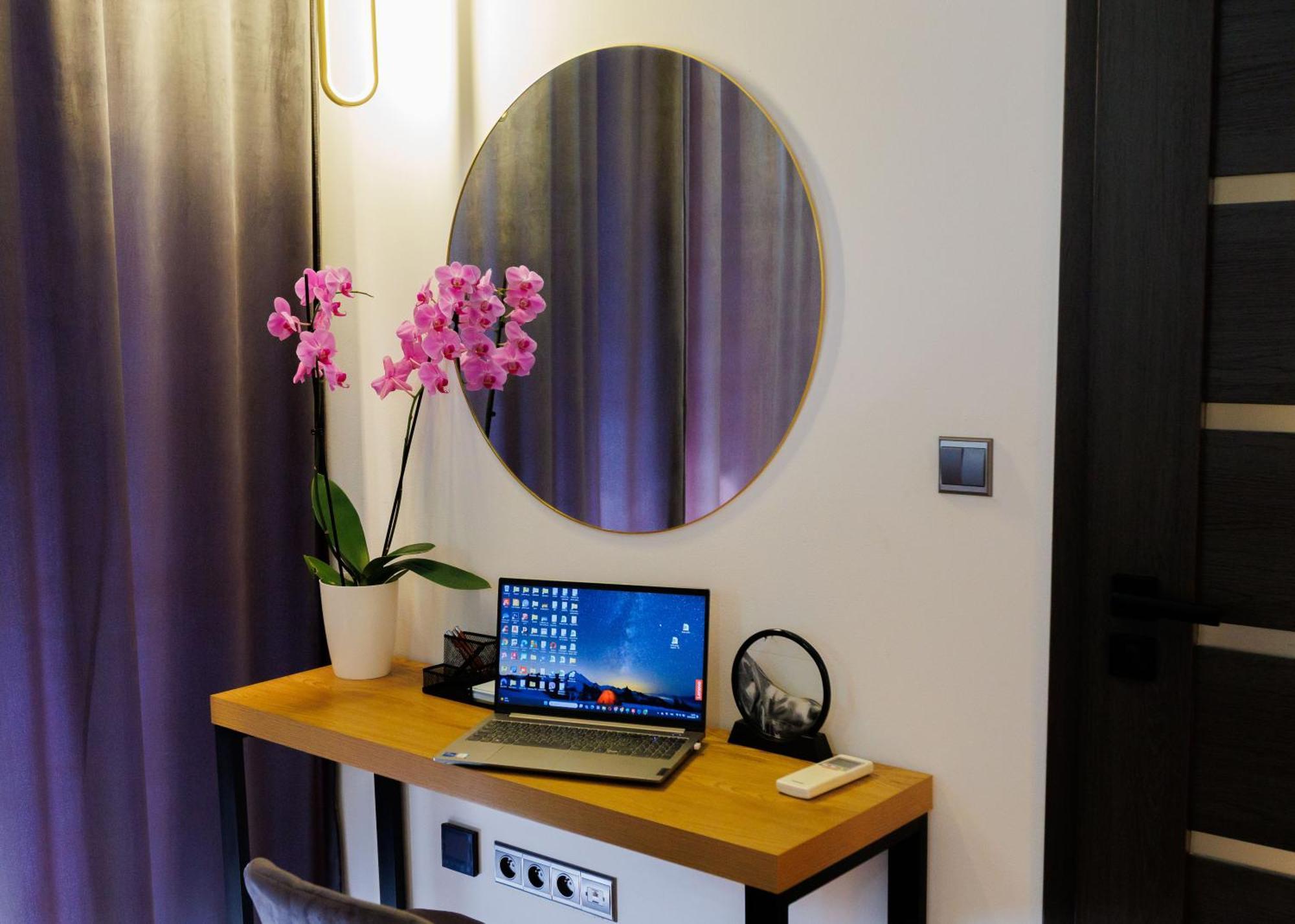 Leo Apartment Suite & Private Spa Zone - Old City Bratysława Zewnętrze zdjęcie