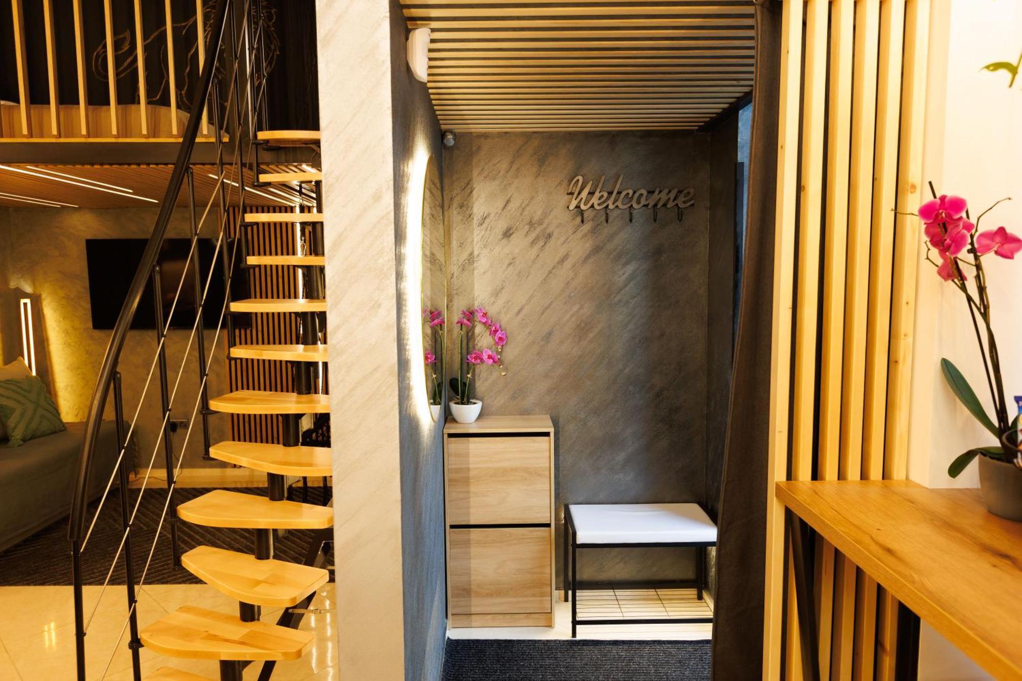 Leo Apartment Suite & Private Spa Zone - Old City Bratysława Zewnętrze zdjęcie